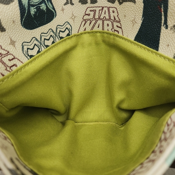 DOONEY & BOURKE STAR WARS THE FORCE AWAKENS LETTER CARRIER CROSSBODY BAG 2015 - Picture 9 of 10